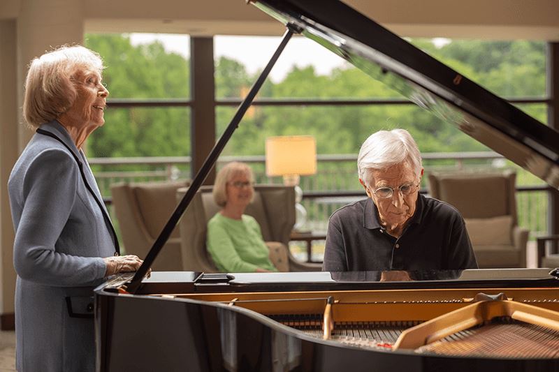Evelyn Swensson, Lew Scharpf and other residents_01.png