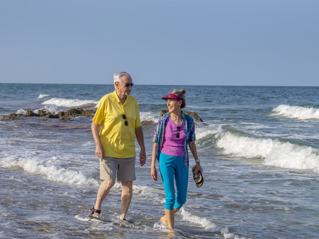 EBP_BeachCouple.png