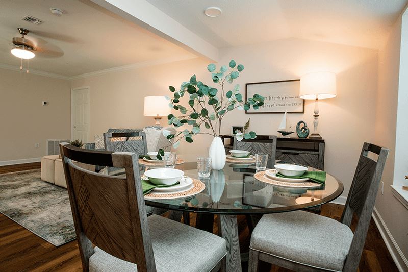 WV Cottage Dining.png