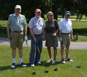 PIC Resident Golfers.jpg