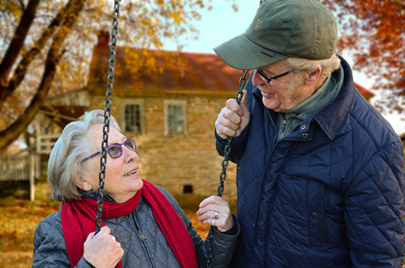 older couple who met through online dating