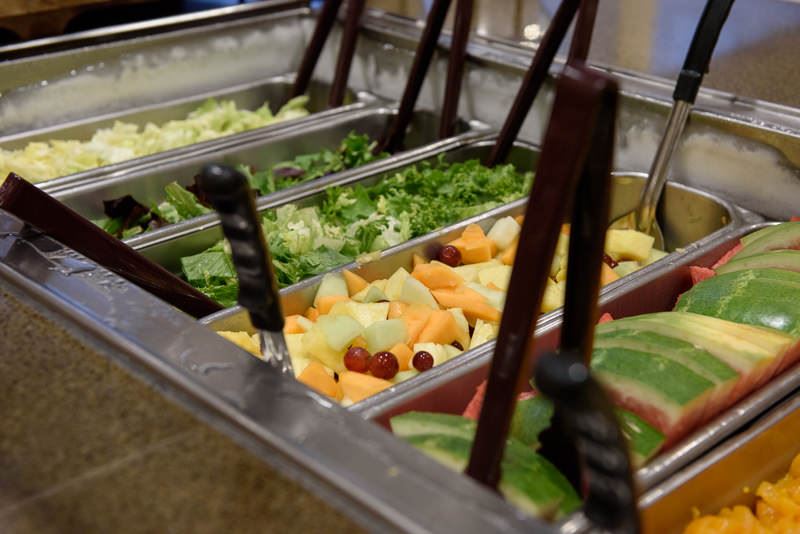 17.06.05-Granite Farms- salad bar (2).jpg